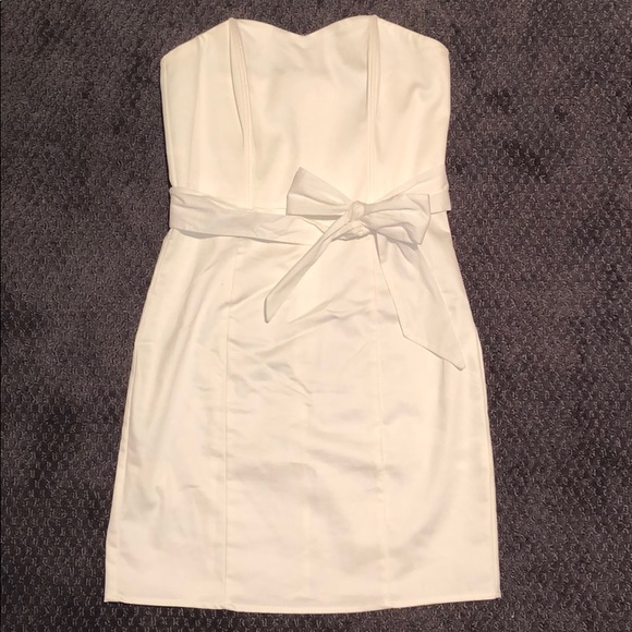 H&M White strapless dress with bow tie - Picture 1 of 2